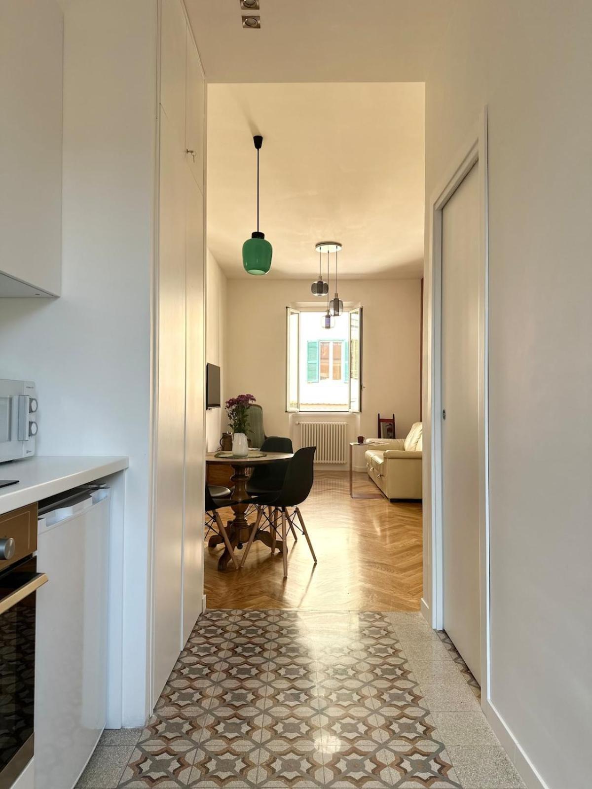 Bright House Apartment *